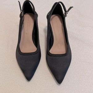 Zara Dress Shoes 👠